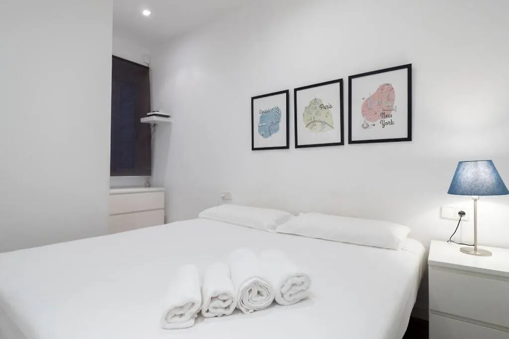 Bebarceloner Poble Nou Apartaments - 2 Bedroom 0*, Barcelona