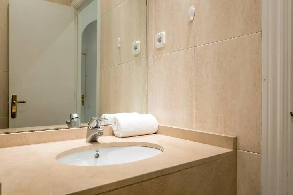 Bebarceloner Poble Nou Apartaments - 2 Bedroom Apartamento Barcelona